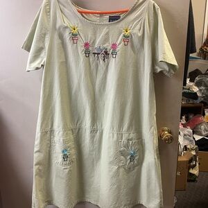 Blue J. Size 2X cotton, short sleeve, embroidered casual dress